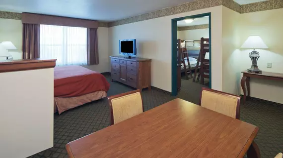 Country Inn & Suites - Appleton North | Wisconsin - Little Chute