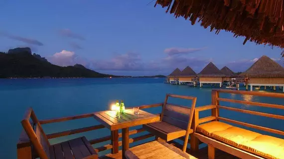 InterContinental Bora Bora Le Moana Resort | Bora Bora