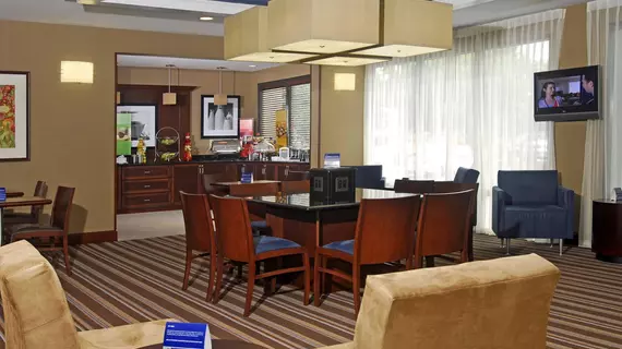 Best Western Plus Portsmouth-Chesapeake | Virginia - Norfolk - Virginia Beach (ve civarı) - Portsmouth - Churchland