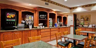 Country Inn and Suites By Carlson Hot Springs