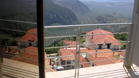 Tholos Hotel | Orta Yunanistan - Fokida (bölge) - Delphi