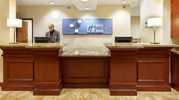 Holiday Inn Express Hotel & Suites Portland - Jantzen Beach | Oregon - Portland (ve civarı) - Portland