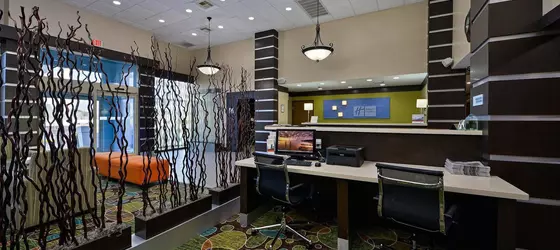 Holiday Inn Express Hotel and Suites Houston Kingwood | Teksas - Houston (ve civarı) - Kingwood