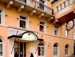 HELIOPARK Bad Hotel Zum Hirsch | Baden-Wuerttemberg - Baden-Baden - Baden-Baden Eski Kent Bölgesi