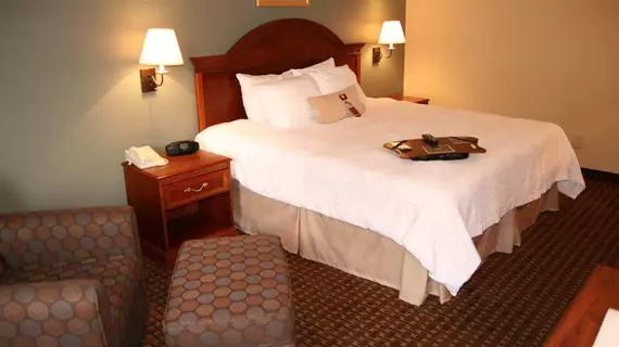 Hampton Inn Cincinnati Airport-North | Kentucky - Covington (ve civarı) - Hebron