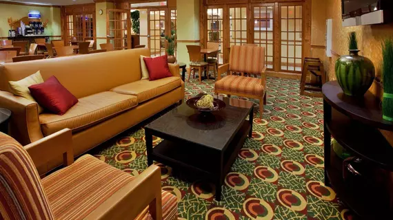 Holiday Inn Express Hotel & Suites Charleston - North | Güney Karolayna - Charleston (ve civarı) - North Charleston