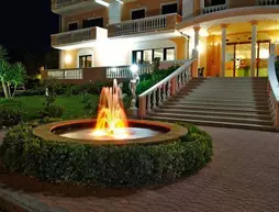 Hotel Adria | Puglia - Foggia (il) - Rodi Garganico