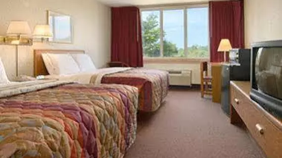 Days Inn Willoughby | Ohio - Cleveland (ve civarı) - Willoughby