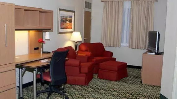 TownePlace Suites Detroit Warren | Michigan - Detroit (ve civarı) - Warren