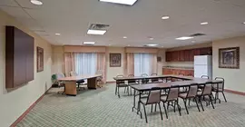 Holiday Inn Express Hotel & Suites Concordia US 81 | Kansas - Concordia (ve civarı) - Concordia