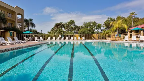 La Quinta Inn & Suites by Wyndham Ft. Myers-Sanibel Gateway | Florida - Fort Myers (ve civarı) - Fort Myers