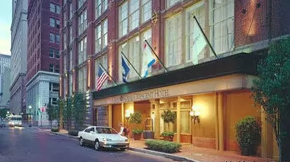 Royal Crescent Hotel | Louisiana - New Orleans (ve civarı) - New Orleans - Merkezi İş Bölgesi