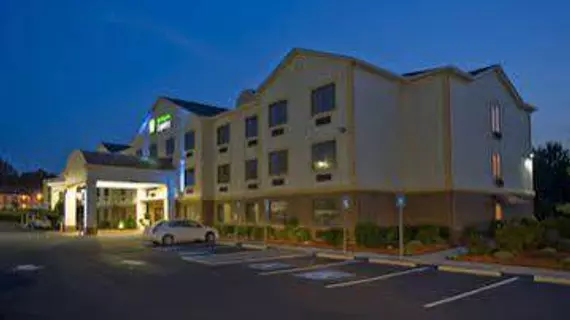 Holiday Inn Express Atlanta Ne I85 Clairmont | Georgia - Atlanta (ve civarı) - Atlanta