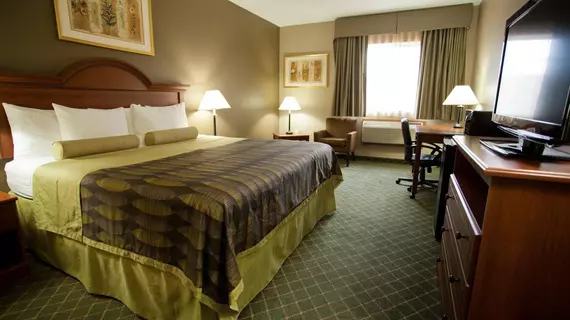 Best Western PLUS Tulsa Inn & Suites | Oklahoma - Tulsa (ve civarı) - Tulsa