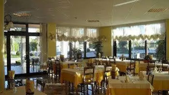 Hotel Ganfo | Lombardy - Brescia (il) - Sirmione