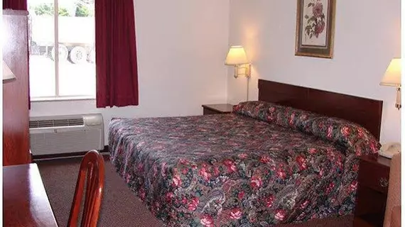 Red Carpet Inn Chambersburg | Pensilvanya - Gettysburg (ve civarı) - Chambersburg