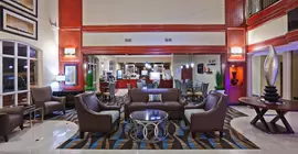 Holiday Inn Express Hotel & Suites Oklahoma City - Penn Square | Oklahoma - Oklahoma City (ve civarı) - Oklahoma