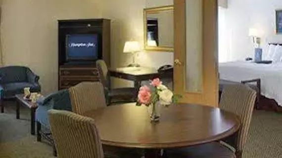 Baymont Inn & Suites Southfield/Detroit | Michigan - Detroit (ve civarı) - Southfield