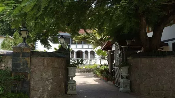 Hotel Chateau St Cloud | Seyşeller - La Digue - La Passe