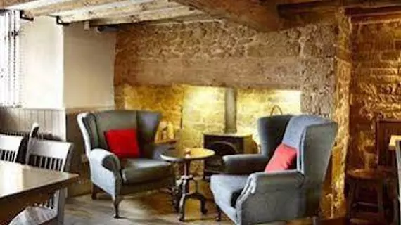 The Three Pigeons Inn | Oxfordshire (kontluk) - Banbury