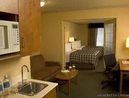 Merit Hotel & Suites | Alberta - Fort McMurray