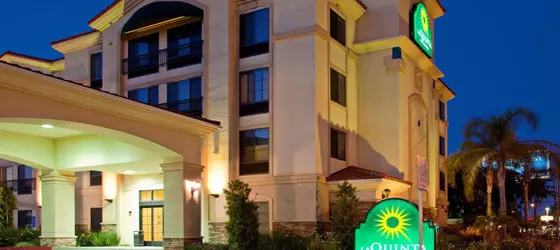 La Quinta Inn & Suites NE Long Beach / Cypress | Kaliforniya - Los Angeles County - Hawaiian Gardens