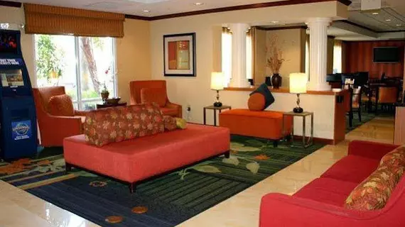 Fairfield Inn & Suites Orlando Near Universal Orlando Resort | Florida - Orlando (ve civarı) - Orlando