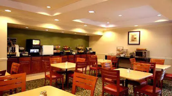 Fairfield Inn Greenville Spartanburg Airport | Güney Karolayna - Greenville - Spartanburg (ve civarı) - Greenville