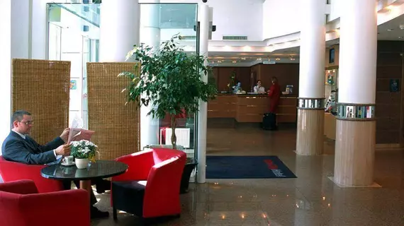 InterCityHotel Frankfurt | Hessen - Frankfurt (ve civarı) - Frankfurt