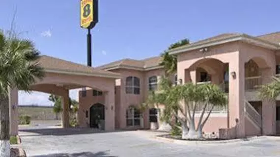 Knights Inn & Suites - City Center Edinburg/McAllen | Teksas - McAllen (ve civarı) - Edinburg