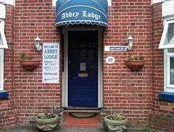 Abbey Lodge - Guest house | Hampshire (kontluk) - Southampton - Ocean Village - Southampton Kent Merkezi