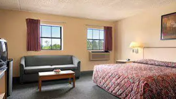 Howard Johnson Inn Colorado Springs | Kolorado - Colorado Springs (ve civarı) - Colorado Springs