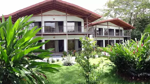 Agua Dulce Beach Resort | Puntarenas (ili) - Puerto Jimenez