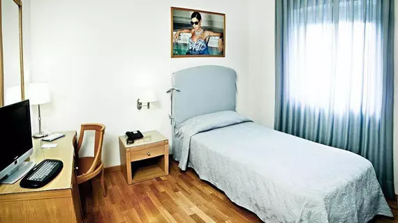 Hotel Touring | Emilia-Romagna - Modena (vilayet) - Carpi