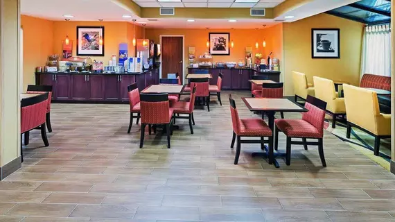 Hampton Inn Norman | Oklahoma - Oklahoma City (ve civarı) - Norman