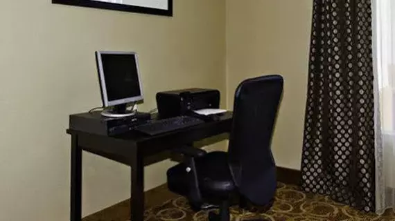 Comfort Inn & Suites Hagerstown | Maryland - Hagerstown (ve civarı) - Hagerstown