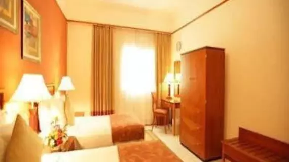 Savoy Crest Hotel Apartment | Dubai - Dubai