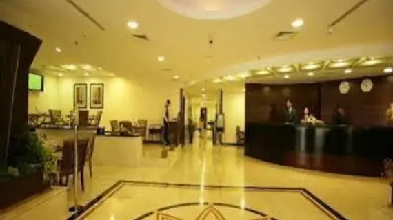 Savoy Crest Hotel Apartment | Dubai - Dubai