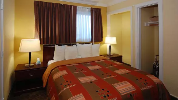 Best Western Park Crest Inn | Kaliforniya - Monterey (ve civarı) - Monterey