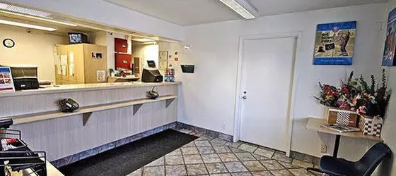 Motel 6 Reno West | Nevada - Pyramid Lake Kızılderili Bölgesi - Reno (ve civarı) - Reno