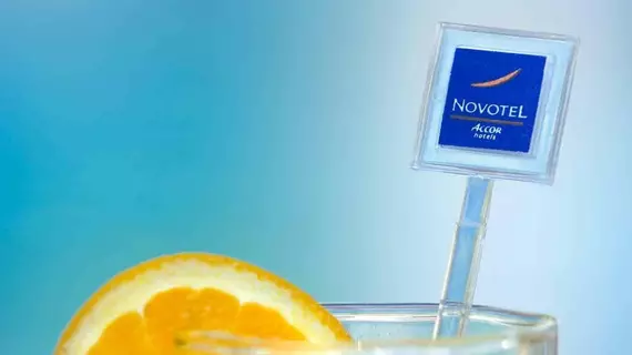 Novotel Surabaya Hotel | Doğu Cava - Surabaya - Wonokromo