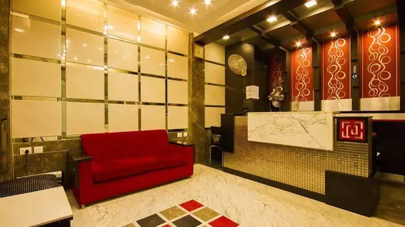 FabHotel Suncourt Karol Bagh | Batı Delhi - Ulusal Eyalet Başkenti Delhi - Delhi (ve civarı) - Yeni Delhi - Karol Bagh