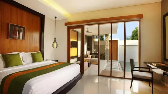 Samaja Villas Seminyak | Bali - Badung - Günbatımı Yolu