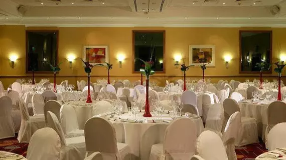 Swindon Marriott Hotel | Wiltshire (kontluk) - Swindon