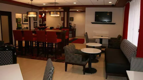 Hampton Inn Kansas City Blue Springs | Missouri - Kansas City (ve civarı) - Blue Springs