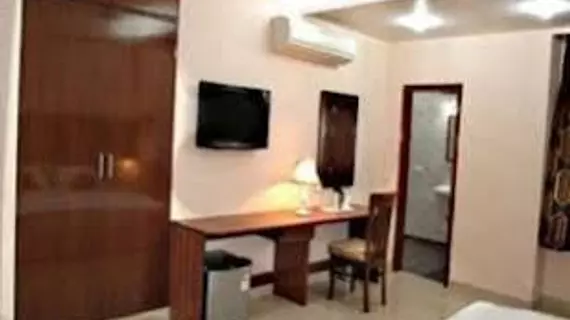 Hotel Kyron | Batı Delhi - Ulusal Eyalet Başkenti Delhi - Delhi (ve civarı) - Yeni Delhi - Karol Bagh