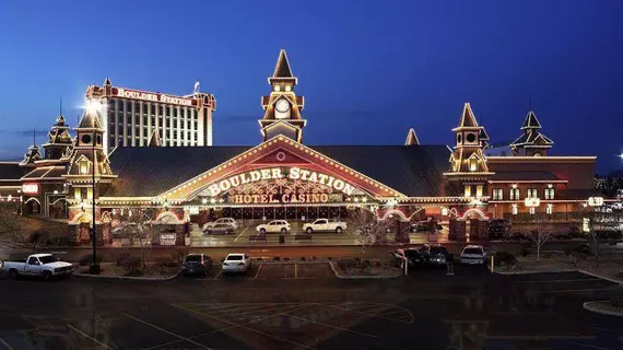 Boulder Station Hotel Casino | Nevada - Clark County - Las Vegas (ve civarı) - Las Vegas - Sunrise Manor