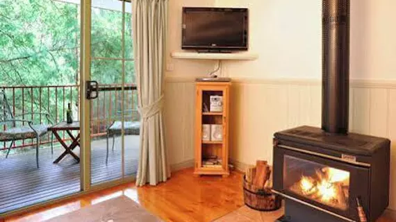 Eagle Hammer Cottages | Victoria - Melbourne (ve civarı) - Monbulk