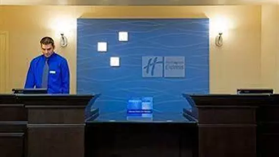 HOLIDAY INN EXPRESS & SUITES R | Saskatchewan - Regina