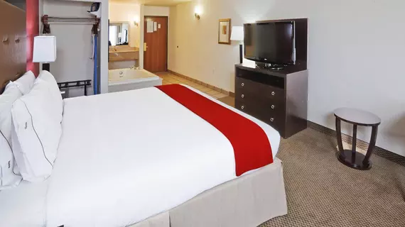 Holiday Inn Express Hotel & Suites Oklahoma City - Penn Square | Oklahoma - Oklahoma City (ve civarı) - Oklahoma